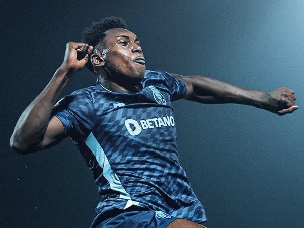 Newcastle United Incar Eks Striker Atletico Madrid Gantikan Isak